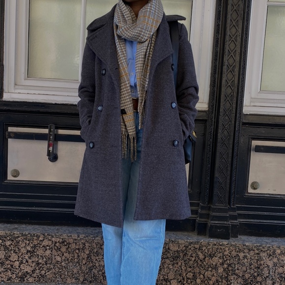 Women's Grey Old Navy Peacoat - Picture 4 of 4